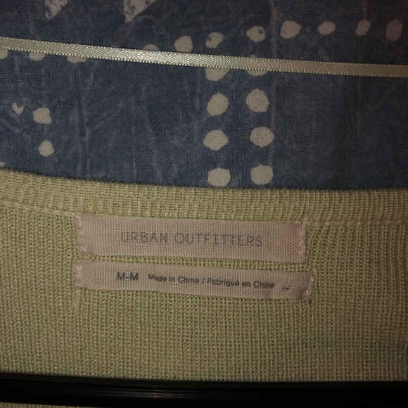 Urban outfitter Erin surplus sweater - Picture 3 of 3